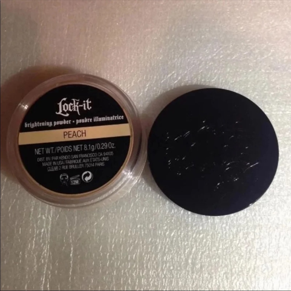 Kat Von D Brightening Powder